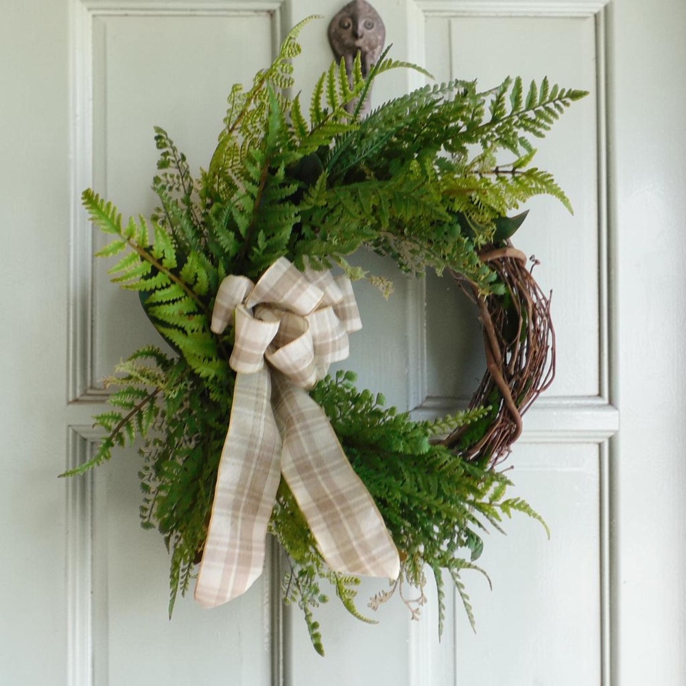 Crescent Fern Wreath, Spring and Summer Greenery, Front Door Decor